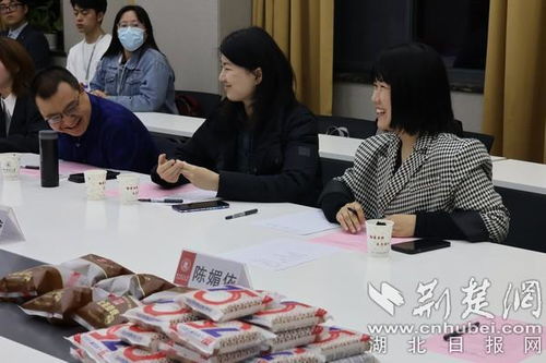 挖掘食品創(chuàng)新型人才 湖北省大學生烘焙創(chuàng)意嘉年華宣講會舉行